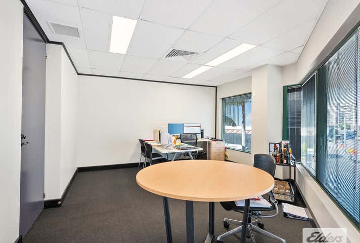32 Logan Road Woolloongabba QLD 4102 - Image 4
