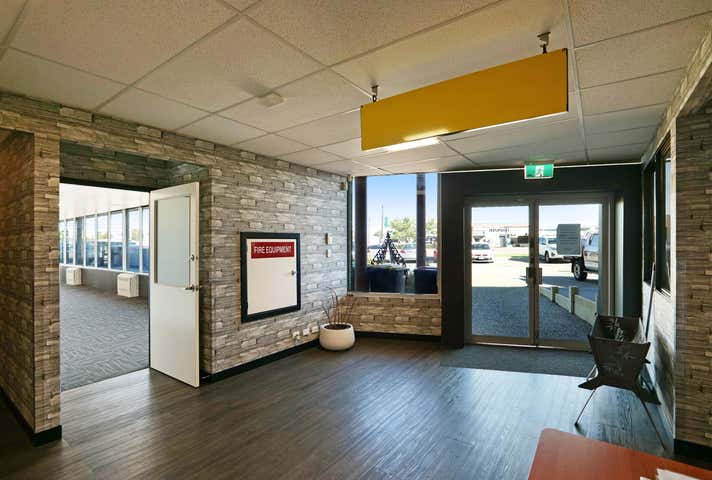 323 Collier Road Bassendean WA 6054 - Image 3