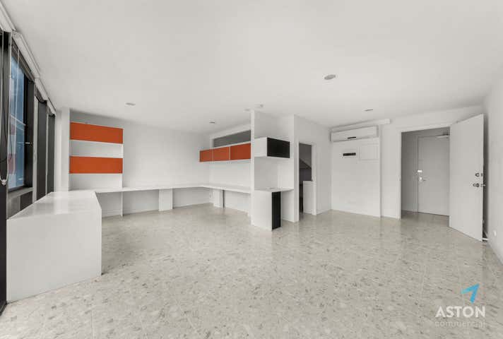 2/2 Stuart Street Balaclava VIC 3183 - Image 3