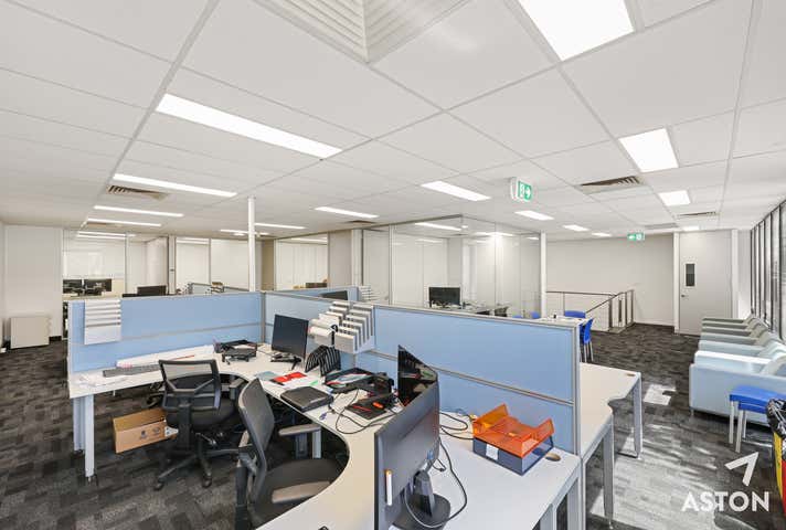 5/10 Duerdin Street Clayton North VIC 3168 - Image 4