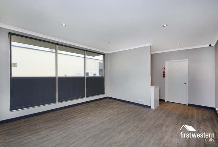 4/21 Warman Street Neerabup WA 6031 - Image 7