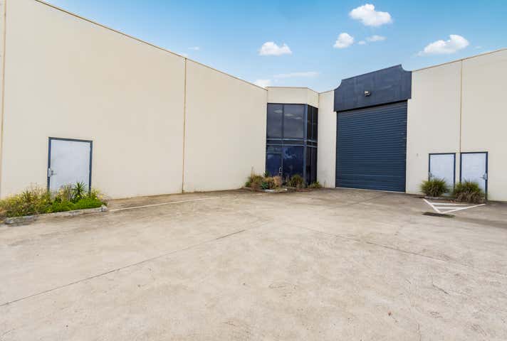 2/8  Elm Park Drive Hoppers Crossing VIC 3029 - Image 4