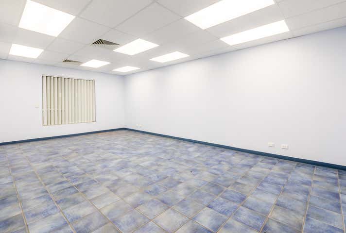 18-20 Kingstag Crescent Edinburgh North SA 5113 - Image 10