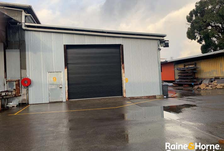 9/2 Sweet Street Warners Bay NSW 2282 - Image 2