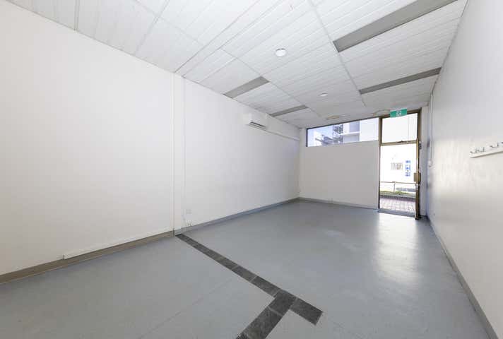 6 and 8, 92 Railway  Street South Altona VIC 3018 - Image 8