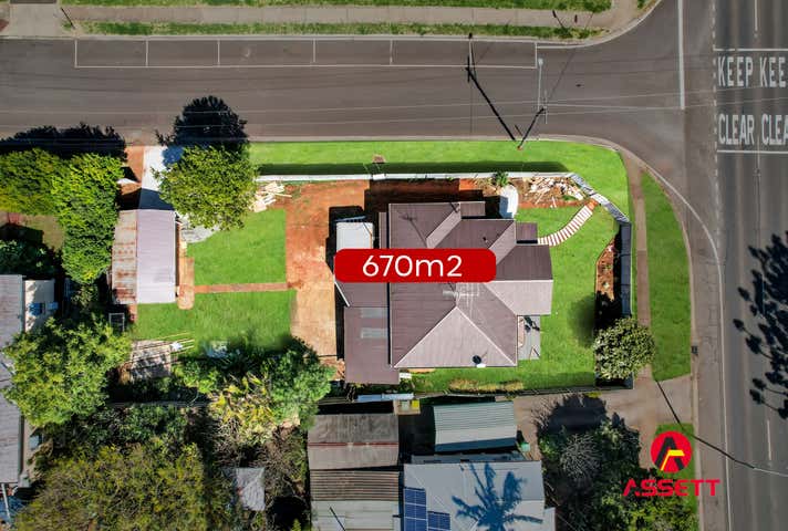 108 RUTHVEN STREET Harlaxton QLD 4350 - Image 1