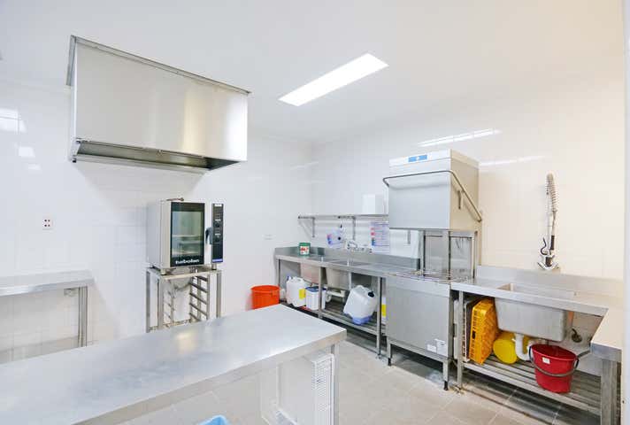 2/126 Mounts Bay Road Perth WA 6000 - Image 8