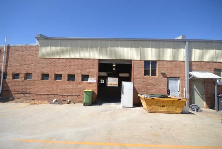 2/15 Ryelane Street Maddington WA 6109 - Image 8