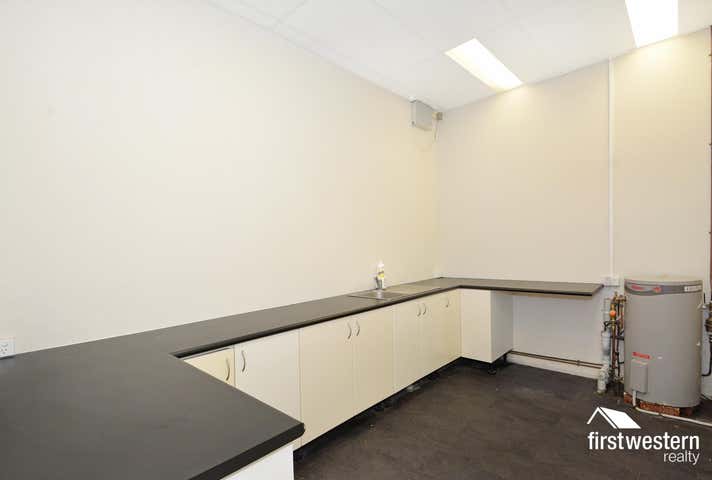 2/4 Bouvard Walk Clarkson WA 6030 - Image 10