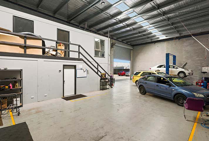 Total, 67 Elm Park Drive Hoppers Crossing VIC 3029 - Image 2