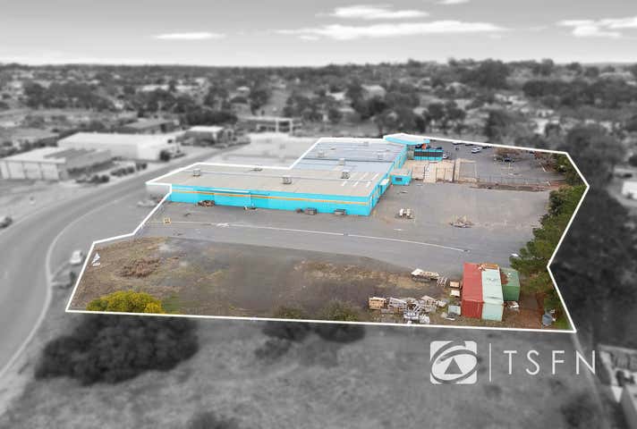 320A Eaglehawk Road California Gully VIC 3556 - Image 2