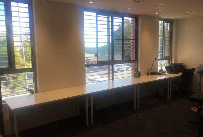 18/210 Queen Victoria Street North Fremantle WA 6159 - Image 7