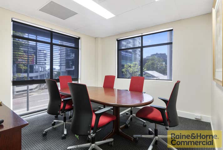 4/133 Leichhardt Street Spring Hill QLD 4000 - Image 2