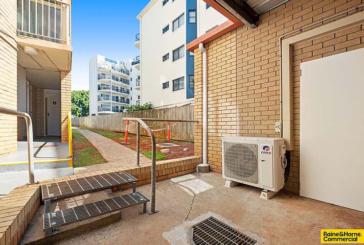1/89-91 Marine Parade Redcliffe QLD 4020 - Image 14