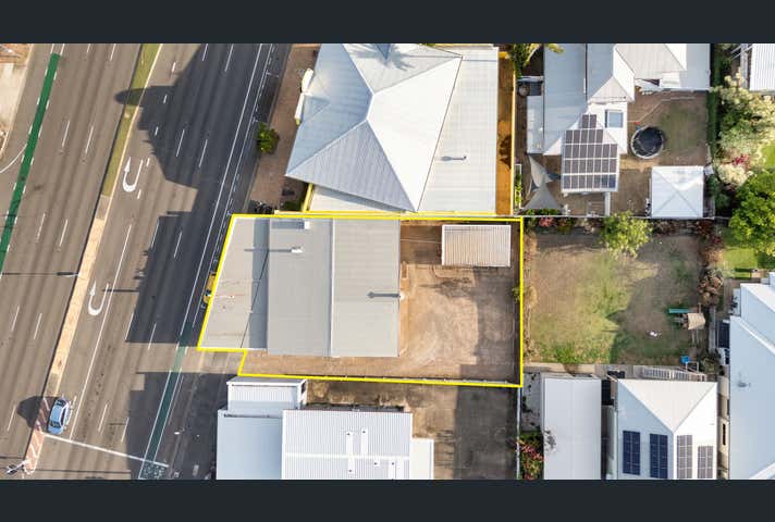169 Charters Towers Road Hyde Park QLD 4812 - Image 2