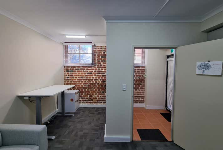 5/56 Pakenham Street Fremantle WA 6160 - Image 3