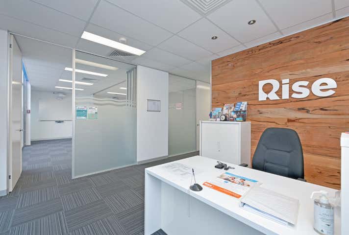 6/1 Merino Entrance Cockburn Central WA 6164 - Image 15