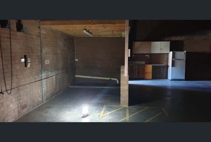 1/231 Bank Street Welshpool WA 6106 - Image 19