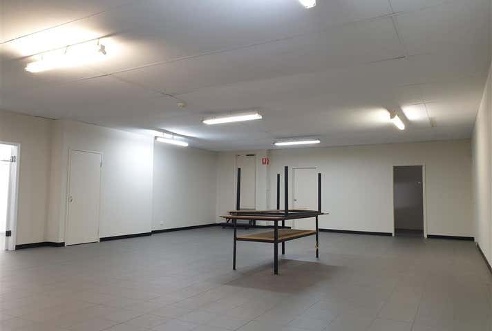 7 Goongarrie Street Bayswater WA 6053 - Image 4