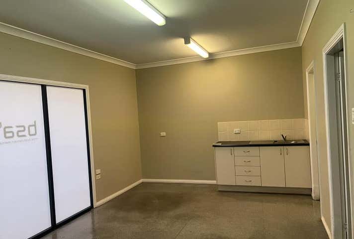 Unit  4, 185-191 Byng Street Orange NSW 2800 - Image 4