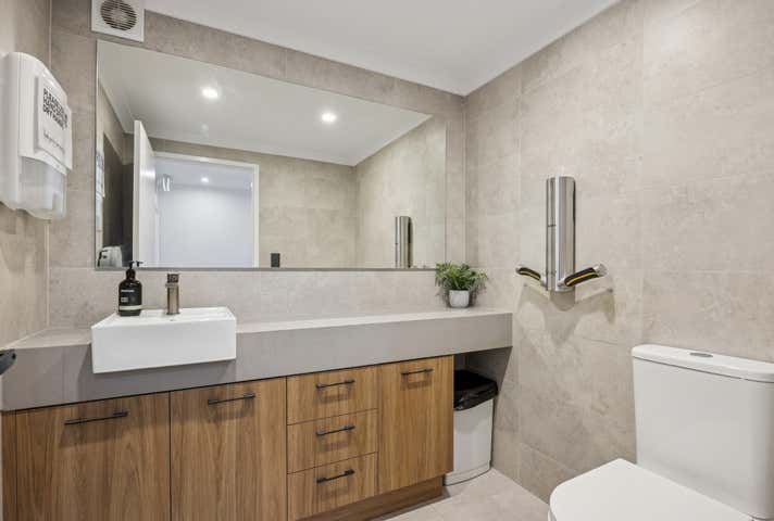 2/7 Leeway Court Osborne Park WA 6017 - Image 9