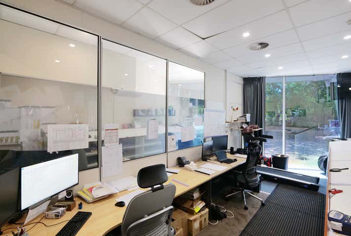 6/13-17 Sorbonne Crescent Canning Vale WA 6155 - Image 2