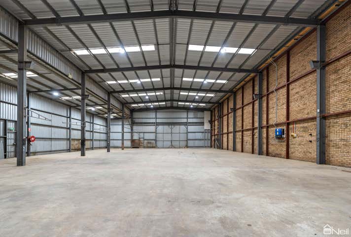 44 Gillam Drive Kelmscott WA 6111 - Image 11