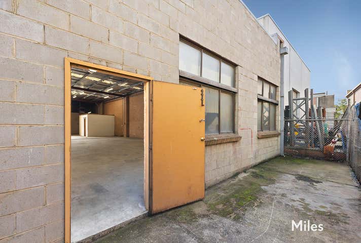 11 Bostock Court Thomastown VIC 3074 - Image 4