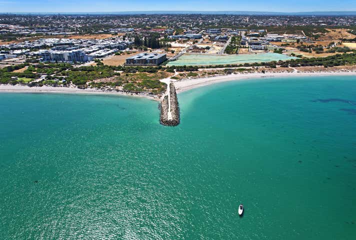 16 Garston Way North Coogee WA 6163 - Image 10