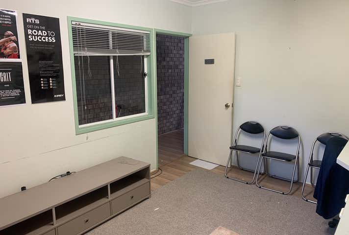 6 Lincoln Street Strathpine QLD 4500 - Image 8
