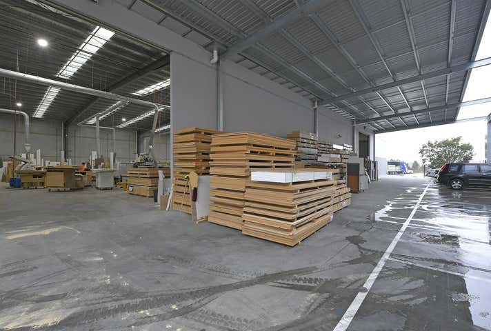 21 Capital Place Carrum Downs VIC 3201 - Image 4