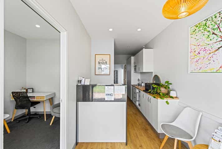 110 Monaco Street Broadbeach Waters QLD 4218 - Image 3