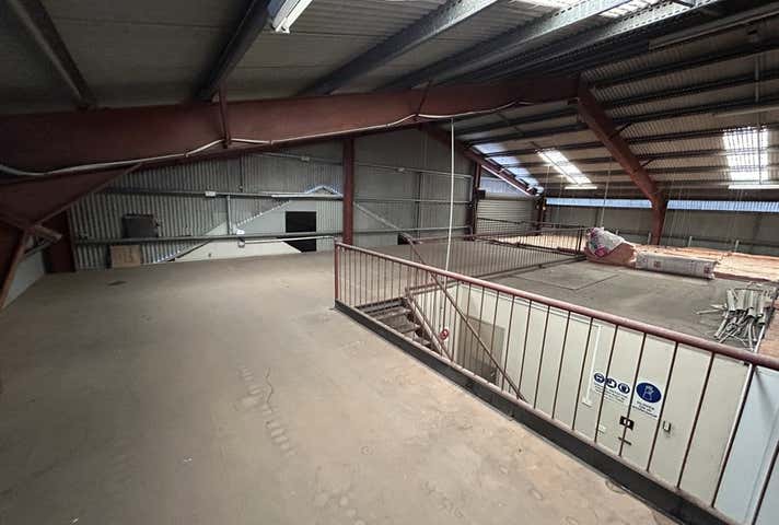 3 Booral Road Urangan QLD 4655 - Image 14