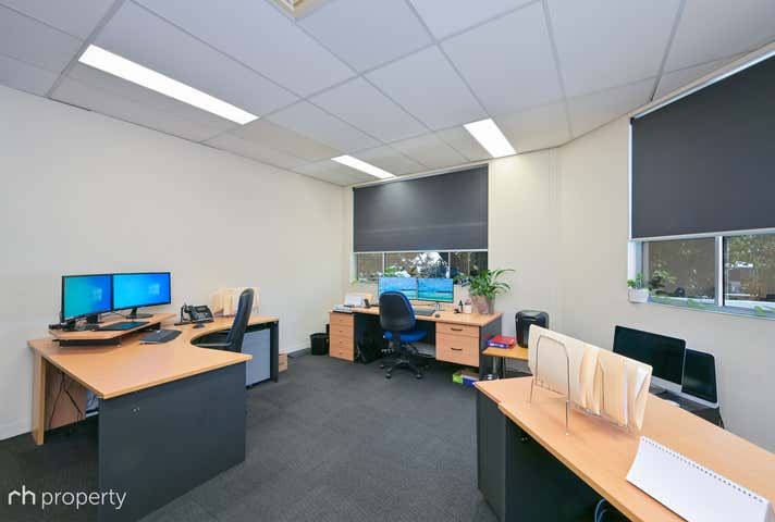 44/11 Preston Street Como WA 6152 - Image 16