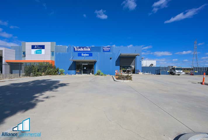 37 Alex Wood Drive Forrestdale WA 6112 - Image 9