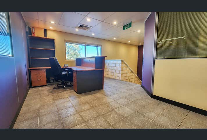 5a/242 Beringarra Avenue Malaga WA 6090 - Image 3