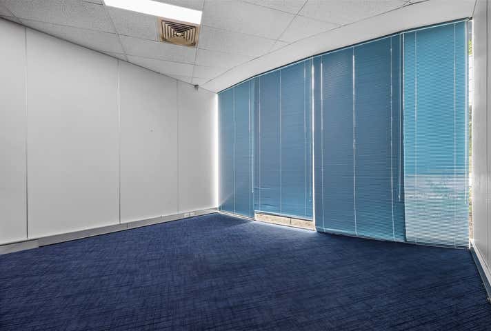 1/85 Salmon Street Port Melbourne VIC 3207 - Image 9