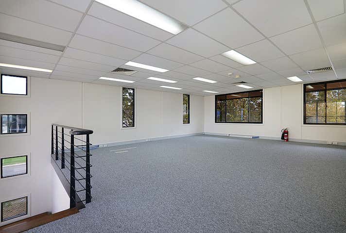 47 Catalano Circuit Canning Vale WA 6155 - Image 24