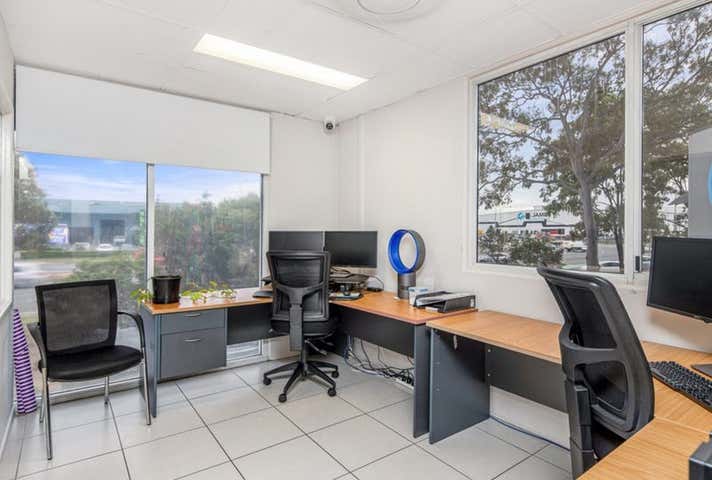 2/789 Kingsford Smith Drive Eagle Farm QLD 4009 - Image 6