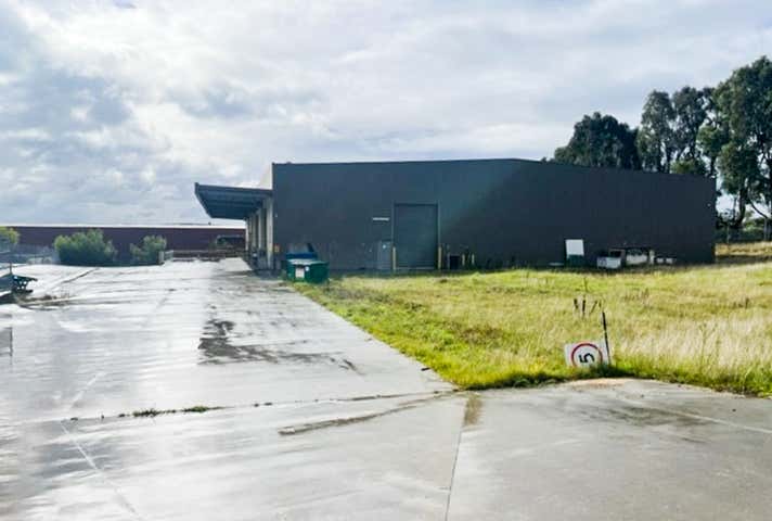 4 Jayne Court Dandenong South VIC 3175 - Image 2