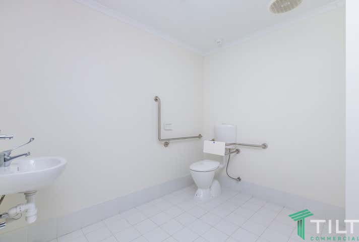 2/180 Bannister Road Canning Vale WA 6155 - Image 5
