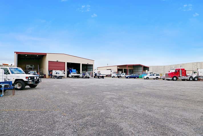 10 Harrison Road Forrestfield WA 6058 - Image 18