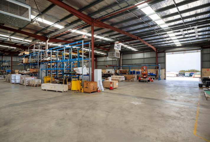 33 Abernethy Road Belmont WA 6104 - Image 17