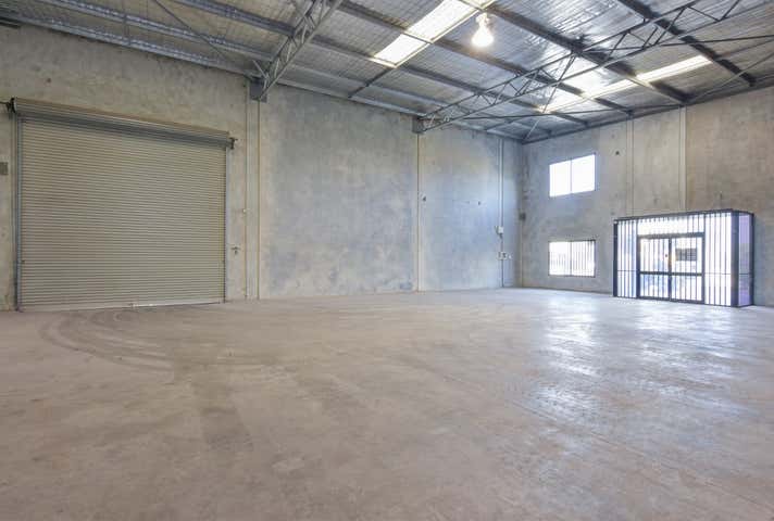 1/6 Barcelona Way Maddington WA 6109 - Image 11