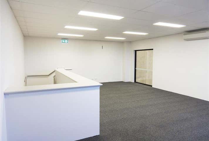 2/17 Sphinx Way Bibra Lake WA 6163 - Image 7