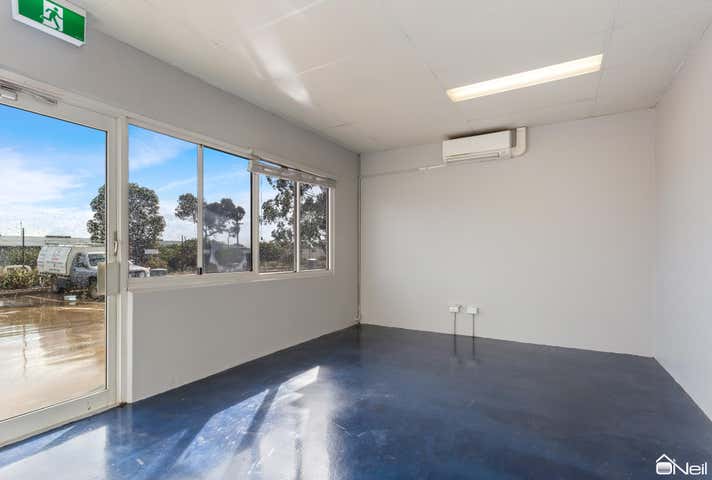 25 Keates Road Armadale WA 6112 - Image 3