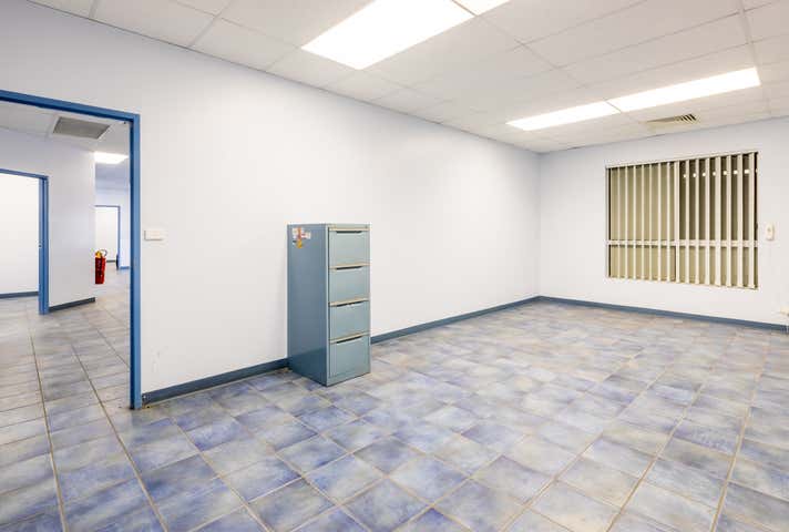 18-20 Kingstag Crescent Edinburgh North SA 5113 - Image 8