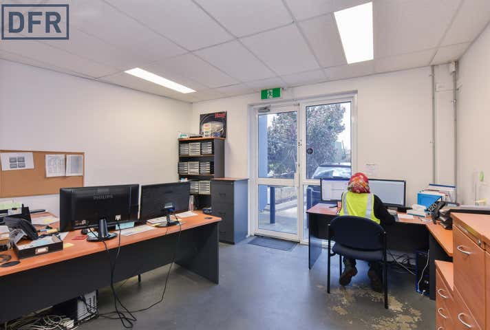 4/19 Tamara Drive Cockburn Central WA 6164 - Image 8