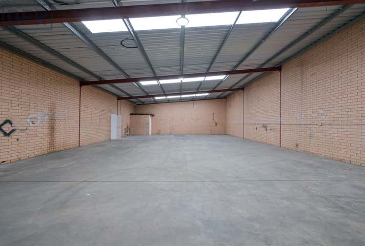 4/1 Crompton Road Rockingham WA 6168 - Image 34