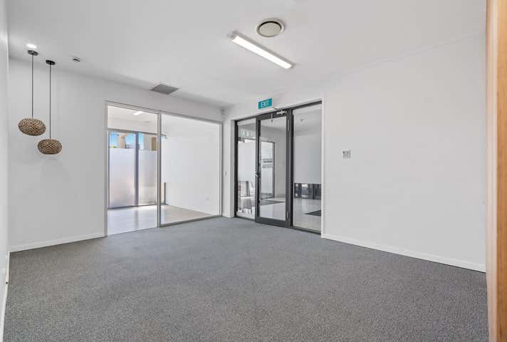 3A/19 Birtwill Street Coolum Beach QLD 4573 - Image 9